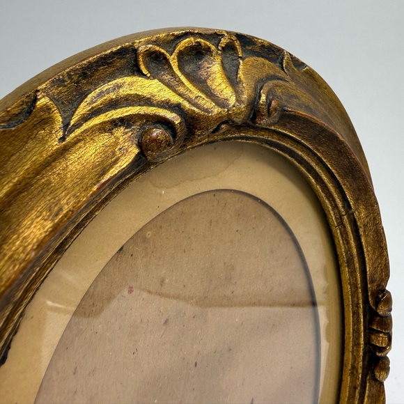 Elegant Vintage Antique Gold Carved Wood Oval Picture Frame - Picture 3 of 4
